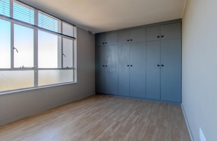 2 Bedroom Property for Sale in Bellville Central Western Cape